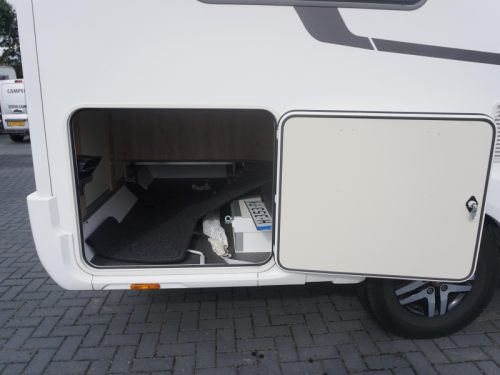 Eura Mobil Integra Line 675 SB AUT/160PS/SOLAR/LITH Foto: 3