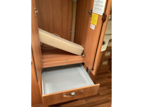 Eriba Nova Luxus Line 465 Mover/ toldo de casete foto: 18