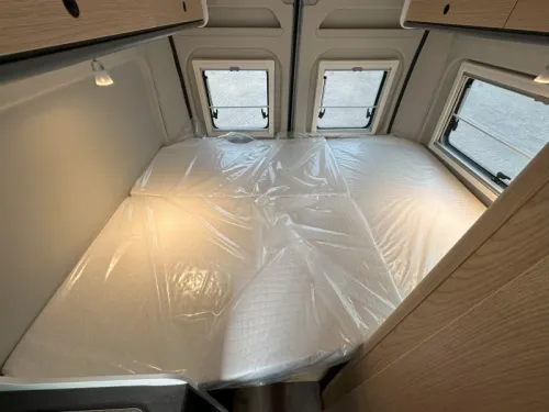 Sunlight Cliff 600 RT met hefdak!  foto: 12