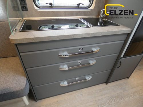 Hobby De Luxe 460 UFE special price, incl. options photo: 5