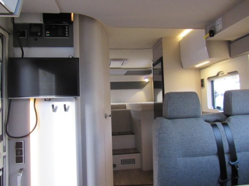 Hymer T585S Mercedes Aut.bj2022 Single Beds+Lift Bed 2xAirco photo: 11