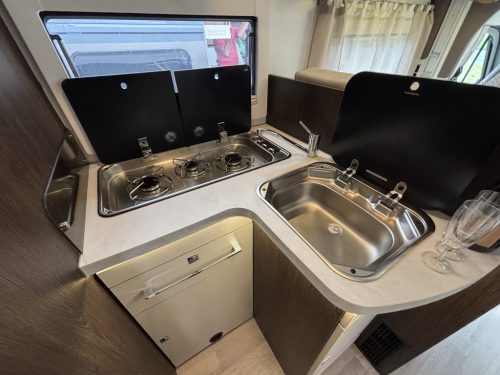 Benimar Tessoro T 496 AUTOMATIC QUEEN BED+LIFT BED ROOF AIRCO photo: 7