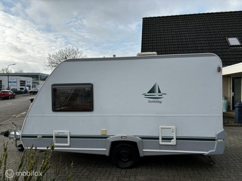Knaus Eifelland Holiday super neat transverse bed cassette awning photo: 6