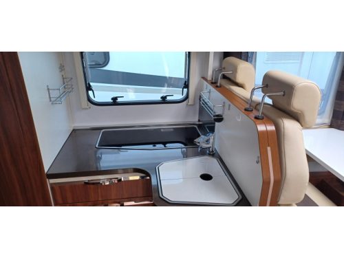 Adria Coral S 650 SF Cama francesa foto: 14