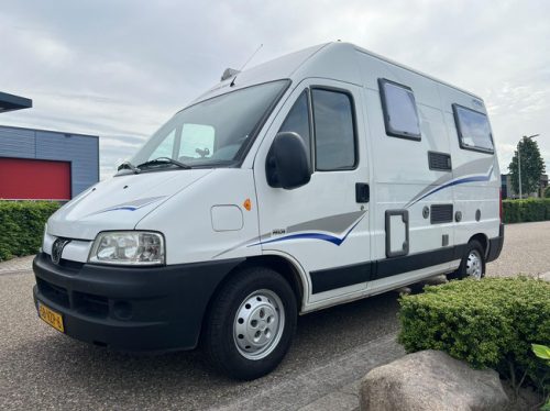 Peugeot Boxter Buscamper | Awning | Maxxfan | Convertible Round Seating | Bearlock photo: 2