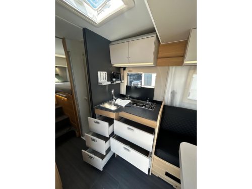 Adria Matrix Axess 650 DL Benelux, Automatik Foto: 10