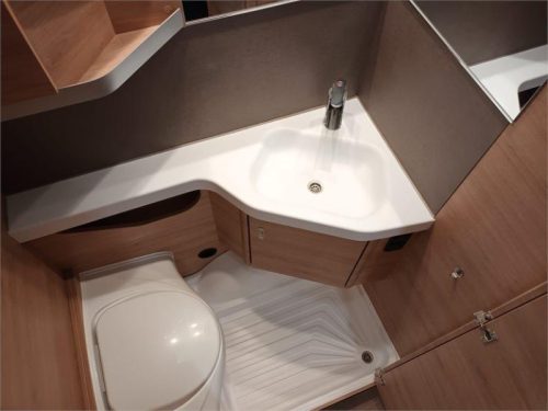 Knaus Sudwind 60 Years 460 EU E-Power  photo: 10