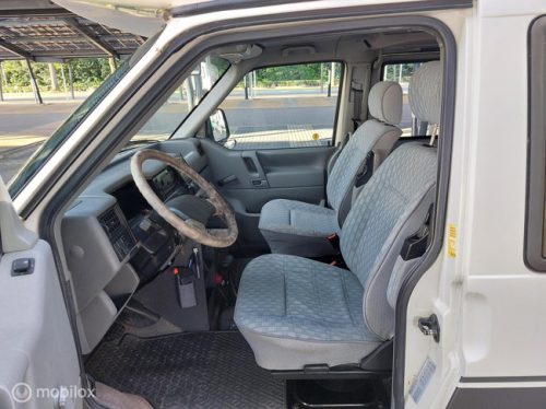 Volkswagen T4 California Westfalia 2.4D Automatic MOT 06-2028 photo: 9
