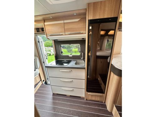 Knaus Sky Ti 650 MEG PLATINUM SELECTION FIAT 140 PK 2022 foto: 15