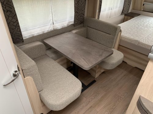 Hobby De Luxe 460 SFF Awning/TV mount/1500kg photo: 7