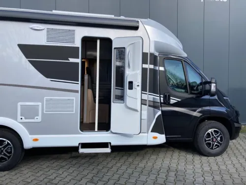 Sunlight T 69 Adventure Edition L - Automaat - Fietsenlift Foto: 15