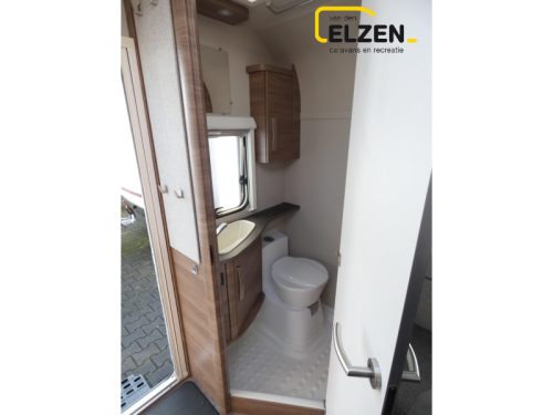 Knaus Sport Silver Selection 400 QD Mover, awning, bike rack. photo: 15