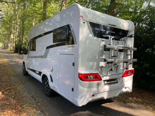 Hobby Optima Ontour 65 GE Einzelbetten 52000 km 19 Foto: 4