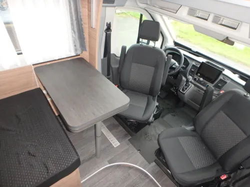 Weinsberg CaraSuite 650 MEG  Foto: 8