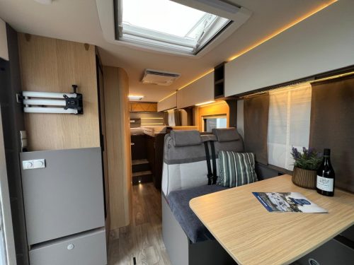 LMC Tourer 660 T Single beds, E&P, Air conditioning photo: 13