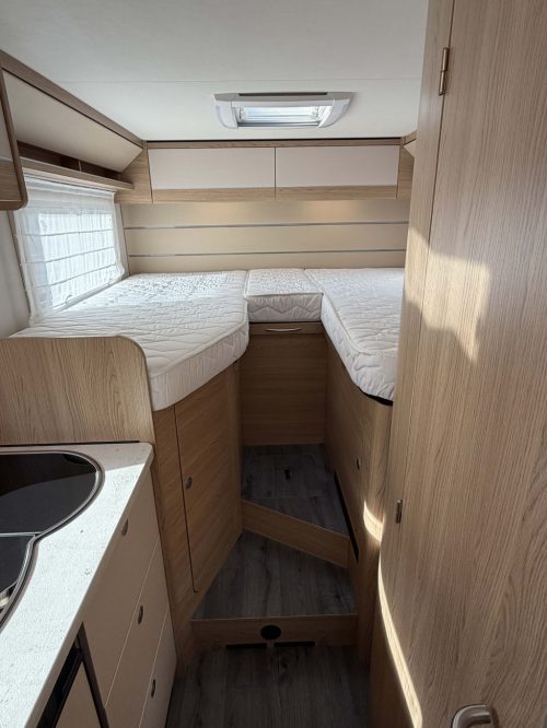 LMC Cruiser V646 photo: 21
