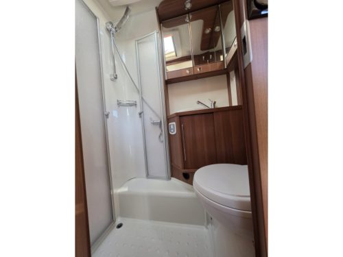 LMC Passion T 663 G 150 PS, Sehr gepflegt Foto: 9