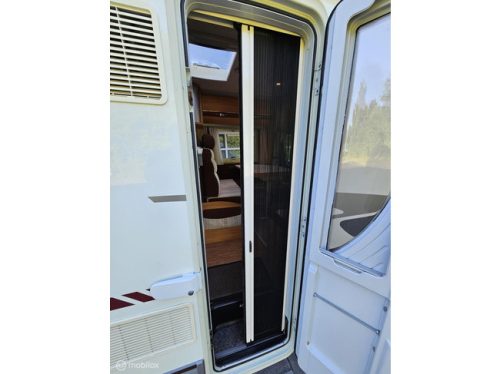 Adria CORAL S 670SL 158ch ☆Lits jumeaux, Cam&eacute;ra, Climatisation☆ photo : 22
