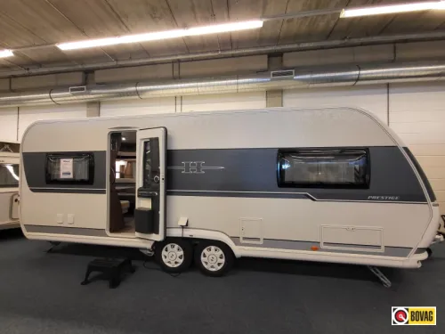 Hobby Prestige 620 CL mover, voortent, fietsenr  foto: 0