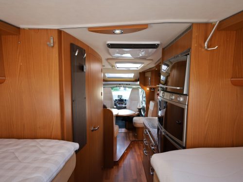 Hymer Tramp 674 SL single beds | roof air conditioning photo: 3