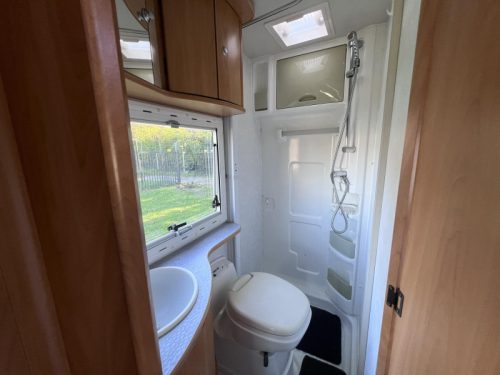 Chausson Welcome 55 Mit starkem Fiat 2.8 JTD Foto: 17