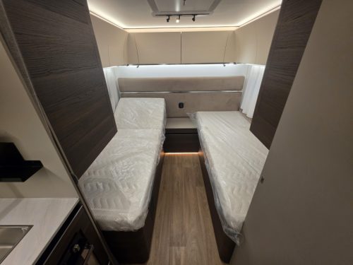 Adria Alpina 583 UL photo: 10