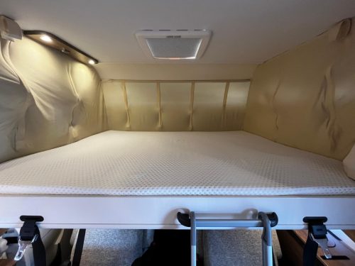 Dethleffs Trend 6757 Motorhome, A-class 4 persons photo: 12