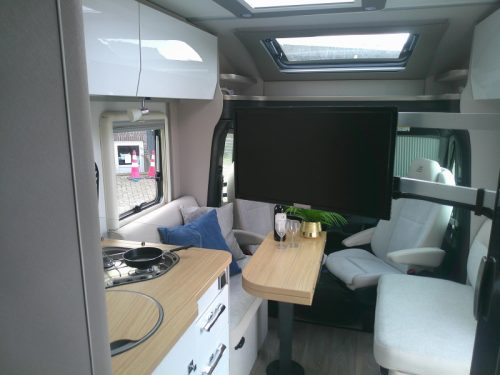 Hymer Tramp S 685 Like new! super complete photo: 6