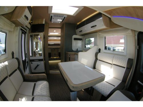 Mobilvetta Kea 90 I Queen bed, Drop-down bed, Garage photo: 9