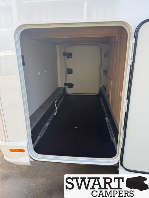 Knaus Skywave 650 MEG, Einzelbetten Hubbett Foto: 21