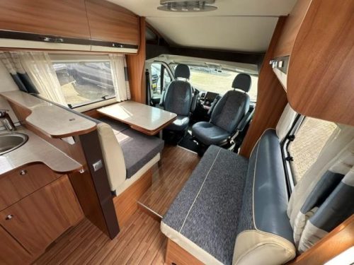 Weinsberg CaraLoft 650 MFH AIRE ACONDICIONADO + SUSPENSI&Oacute;N NEUM&Aacute;TICA foto: 1