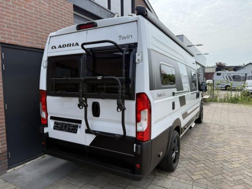 Adria Twin 640 SLB Supreme Automatic 160hp photo: 5