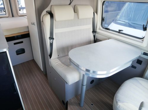 Etrusco (Laika) 600 DB Complete Selection, 6 Meter Van conversion Automatic photo: 9