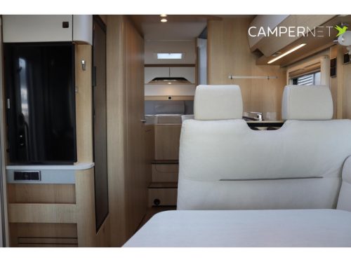 Hymer BMC-I 680 170pk Automaat | Hefbed | Gescheiden douche | Leder | Lithium | Omvormer | Zonnepanelen | SLC Chassis | Centrale vergr foto: 8