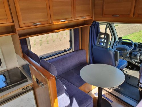 Ci Corfu Fiat 2.8 IDTD camper, zonnepanelen, 4 slaapplaatsen foto: 9
