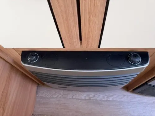 Hobby De Luxe 490 KMF Etagenbett sehr komplett Foto: 21