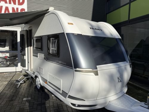 Hobby On Tour 390 SF Fixed bed MOVER Awning TOP photo: 2