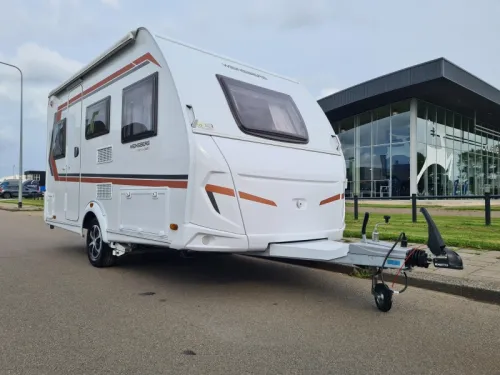 Weinsberg CaraOne Edition HOT 390 QD photo: 7
