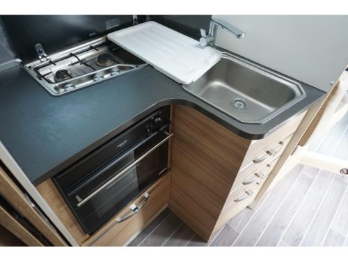 Adria Matrix Platinum 670 SC 5th seat / Roof air conditioning photo: 10