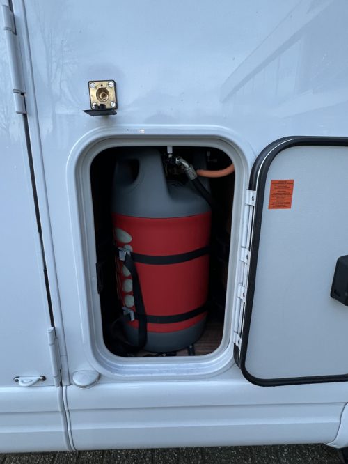 Knaus Van TI 650 MEG EINZELBETTEN 9-GANG-AUTOMATIK EURO6 Foto: 18