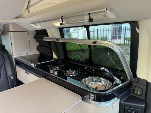 Mercedes-Benz V250 Marco Polo AMG 4-Matic 2019 77,000KM photo: 19