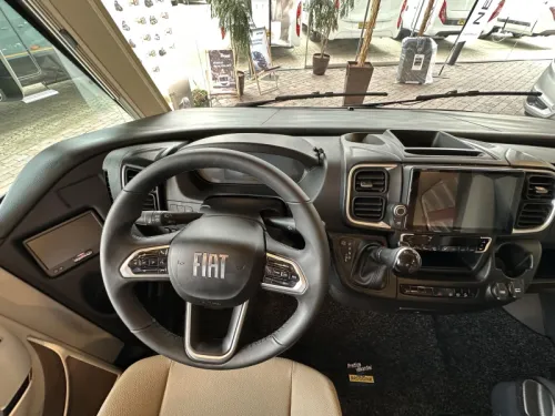 Carthago C1-Tourer 141 KB-LE 180PS-AUTOMAAT 667CM Foto: 17