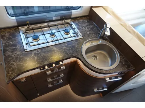 Hymer B Klasse 704 PL 2-Personen-Ausf&uuml;hrung Foto: 15