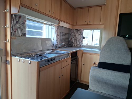 Knaus Traveller 575 kompakter ger&auml;umiger 6p Wohnmobil  Foto: 15