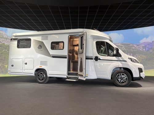 Knaus L!ve Ti 650 MEG Platinum / niedrige Betten Foto: 5