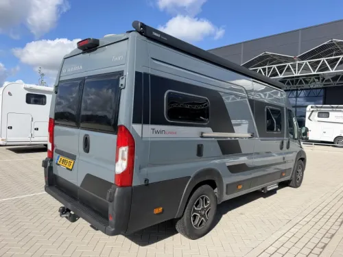 Adria Twin Supreme 640 SGX Solar panel. / towbar photo: 3