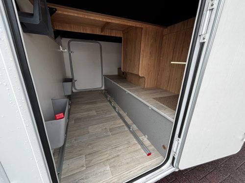 Pilote P 706 GJ Motorhome, 4 berths photo: 13