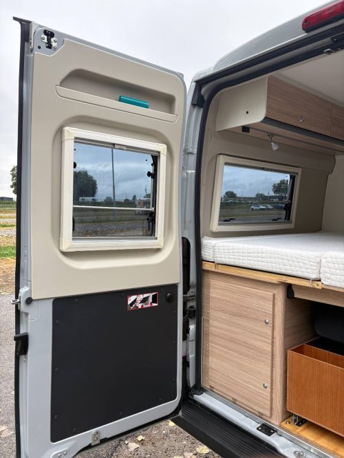 Sunlight Cliff 640 Adventure Edition 160 ch Automatique Solaire photo : 10