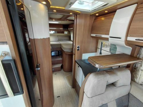 Carthago C-Compactline 144 LE - Single beds - Automatic  photo: 7
