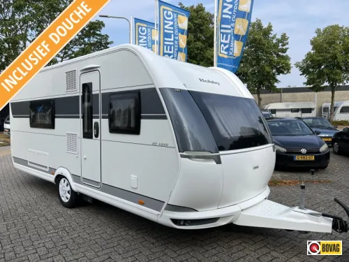 Hobby De Luxe 495 WFB A&ntilde;o de fabricaci&oacute;n 2023, Toldo de aire